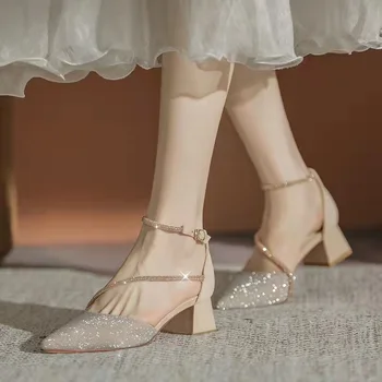 2022. gada Vasaras Eleganta Vidēja Papēža Sieviešu Kurpes Luksusa Sandales Sieviešu Modes Dizaineri Rhinestone Sūkņi Chunky Papēžiem Sandales Sievietēm